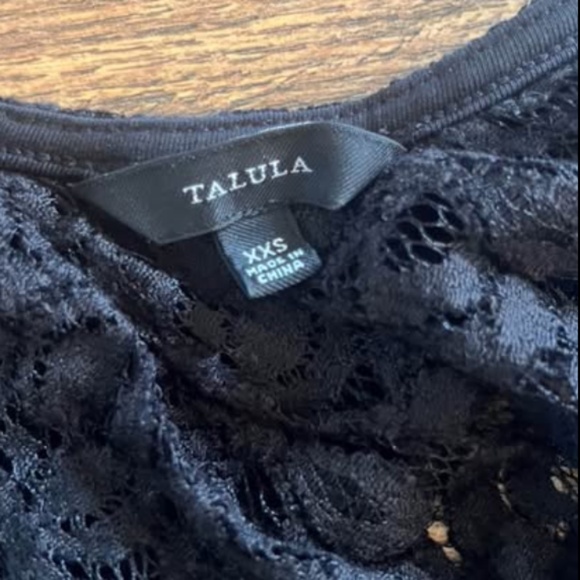 Aritzia Tanula XXS - Picture 4 of 4
